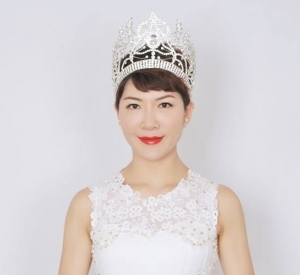 12. GUO JINGHUA CHINA - Arthistic national Costum